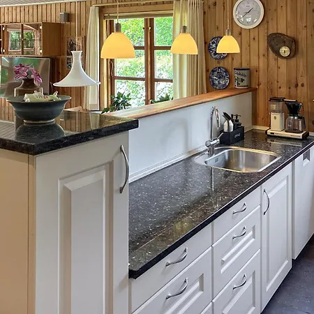 3 Bedroom Beautiful In * Eskebjerg